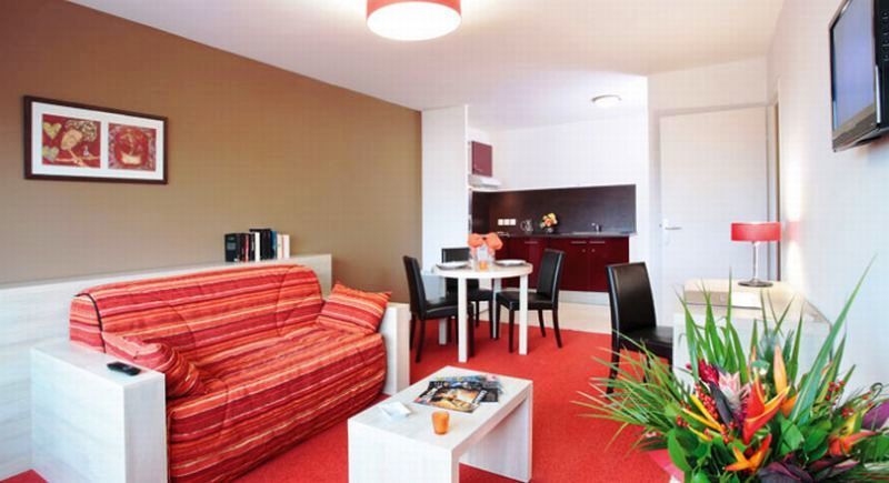 Appart'City Confort Paris Вильжюиф Экстерьер фото